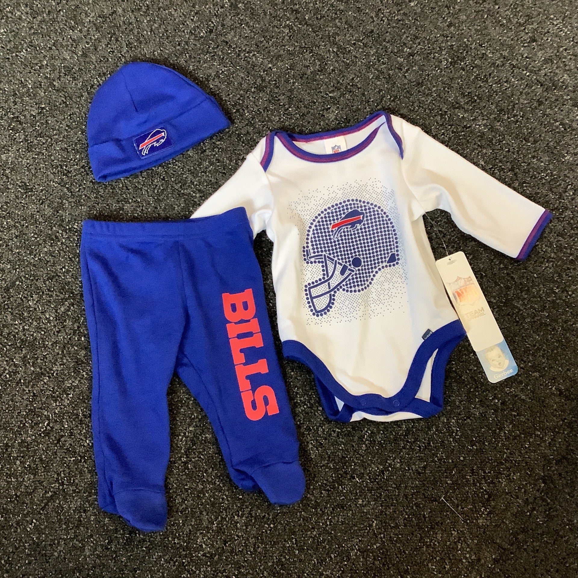 Buffalo Bills 3 pc Bodysuit, Pant & Cap Set